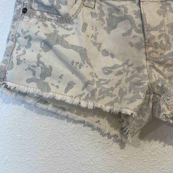 1st Kiss Womens Short Size 7 Button Pockets Unhem - Picture 3 of 10